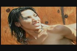 Captura de 'Dumb Blonde' nº 57