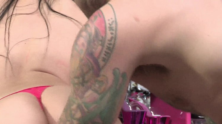 streaming porn video screenshot