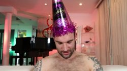 'Busty Slut Cock Lovers 2' screenshot nº 1
