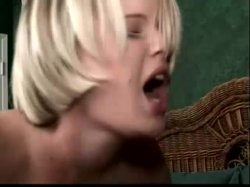 Captura de 'Real Sex Magazine: Bitchin' Young Blondes' nº 115