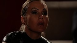 Captura de 'Devil in Disguise' nº 33
