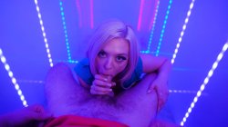 Captura de 'Big Tits MILF Next Door 7' nº 92