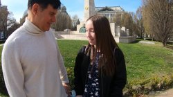 Captura de 'Petite Russian Does Not Want to be a Tourist, She Wants to Try a Threesome!' nº 25