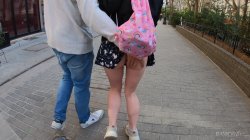 Captura de 'Petite Russian Does Not Want to be a Tourist, She Wants to Try a Threesome!' nº 27
