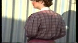 Captura de 'Stevi's Raised Skirt' nº 18