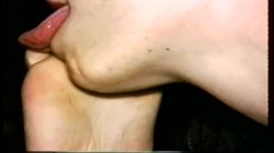 Captura de 'Close-Up Tongues & Tootsies' nº 105