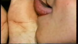 Captura de 'Close-Up Tongues & Tootsies' nº 92