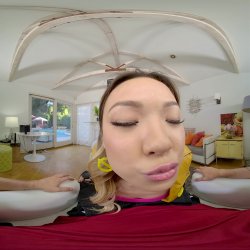 Captura de 'X-Men: Jubilee - A XXX Parody' nº 4
