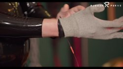 'E-Play Fun with Rubber and Perv' screenshot nº 47