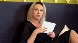 'My Stepmom Wants a Creampie 2' screenshot nº 5