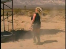 'Busty Conquests of Kayla Kleevage' screenshot nº 3