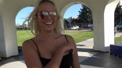 'Young & Busty 2' screenshot nº 7
