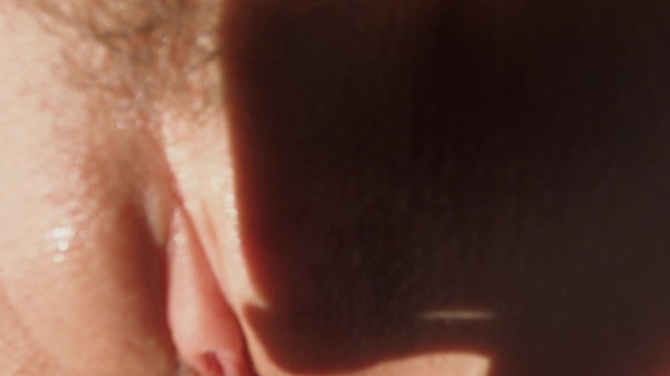 streaming porn video screenshot