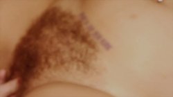 Captura de 'Lesbian Curves 4' nº 55