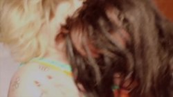 Captura de 'Lesbian Curves 4' nº 31
