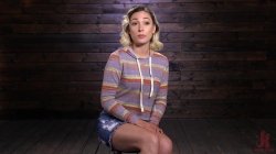 'Fucking Machines - Lily LaBeau Is Power Fucked With The Machines' screenshot nº 12