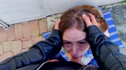 Captura de 'Jackie Hoff Sucks You Off Outdoors' nº 24