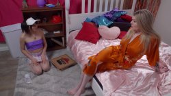 'Pizza Delivery Trans Girl Neci Archer Gets A New Job' screenshot nº 10