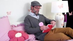 'Not My Grandpa! 9' screenshot nº 3