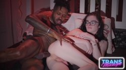 Captura de 'Petite Grace Iris Takes BBC Anal Creampie' nº 113