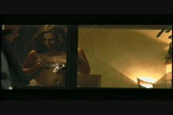 Captura de 'Over Her Head' nº 104