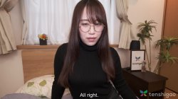Captura de 'Thick and Juicy Nerd Mayumi Kadota in Her First Ever Porn Scene' nº 52