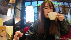 Captura de 'Thick and Juicy Nerd Mayumi Kadota in Her First Ever Porn Scene' nº 7
