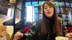 Captura de 'Thick and Juicy Nerd Mayumi Kadota in Her First Ever Porn Scene' nº 10