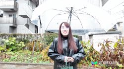 Captura de 'Thick and Juicy Nerd Mayumi Kadota in Her First Ever Porn Scene' nº 1