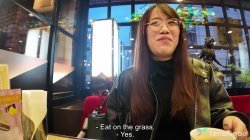 Captura de 'Thick and Juicy Nerd Mayumi Kadota in Her First Ever Porn Scene' nº 14