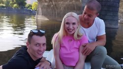 Captura de 'Huge Tits Ho Creampied and Double Pussy Penetrated' nº 33