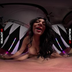 Captura de 'Cami the Cumslut Stripper' nº 90