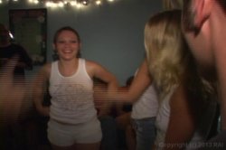 'Frat House Fuckfest 4' screenshot nº 22