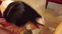 Captura de 'MILFs w Big Tits Getting Face Fucked & Swallowing Cum' nº 16