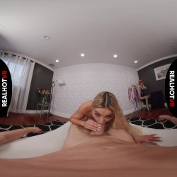 'Big Dick Audition - Cyber Doll' screenshot nº 131