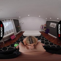 'Big Dick Audition - Cyber Doll' screenshot nº 24