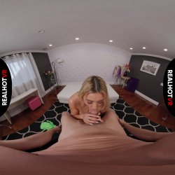 'Big Dick Audition - Cyber Doll' screenshot nº 75