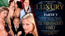 'The Ambassador's Family 5' screenshot nº 3