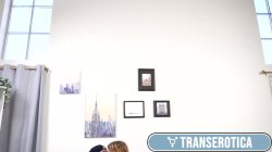 'Big Dicked Stud Kai Bailey Rims And Anal Breeds Busty Trans' screenshot nº 1