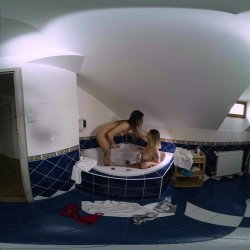 'Party of Three' screenshot nº 9