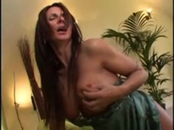 Captura de 'Anal Crazed MILFS' nº 95