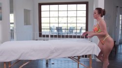 'MILF Massage 6' screenshot nº 2