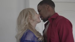 'Interracial MILFs Vol. 3' screenshot nº 122