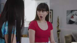 'Lesbian Stepmother 4' screenshot nº 5
