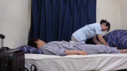 'Gives Massages at a Hotel Negotiate a Sexual Intercourse?' screenshot nº 51