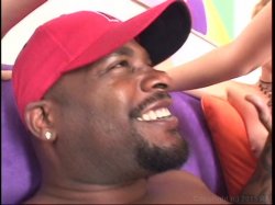Captura de 'Black Dicks Creamy Chicks' nº 10