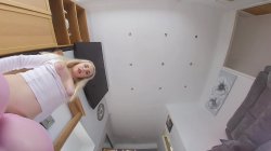 'Ellie Shou - Facesitting Cutie' screenshot nº 67