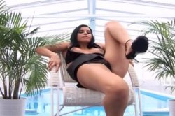 Captura de 'Poolside Girlfriends 2' nº 132