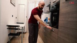 'Sex Hostel 1 - Fucking venezuelan in the kitchen' screenshot nº 43
