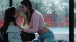 Captura de 'Girls Kissing Girls Vol. 21' nº 134